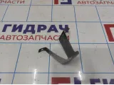Кронштейн крепления крыла правый Lada Granta
