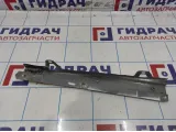 Кронштейн крепления крыла левый Lada Granta