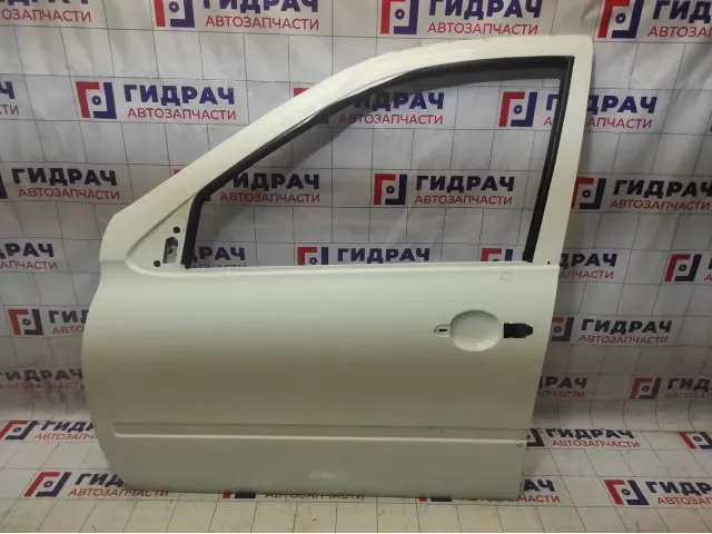 Дверь передняя левая Lada Granta