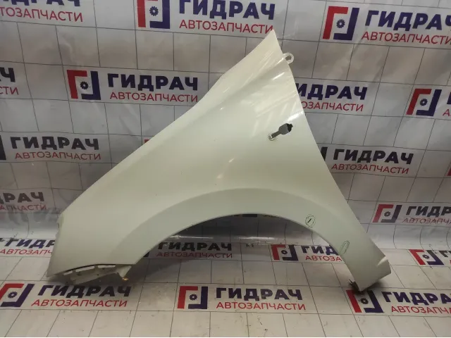 Крыло переднее левое Lada Granta