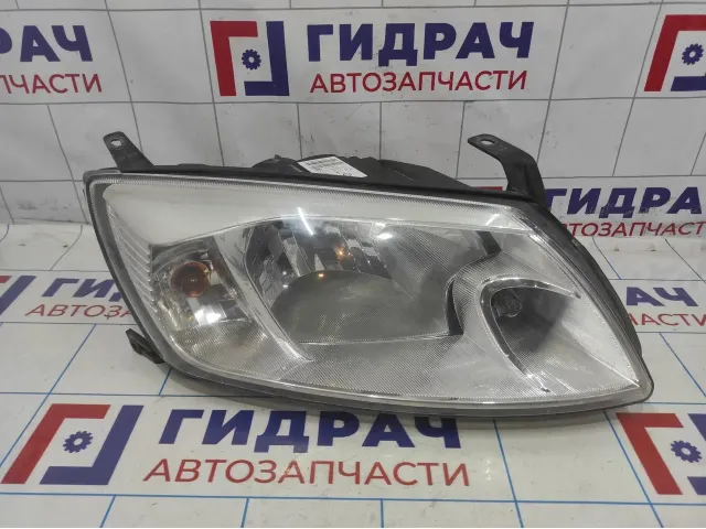 Фара правая Lada Granta 21903711010