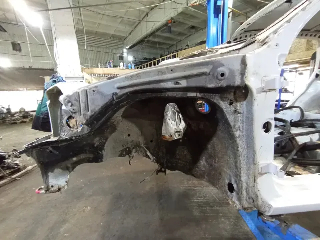 Лонжерон передний левый Lada Granta