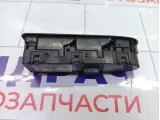 Блок управления стеклоподъемниками Lada Granta 1118376308010