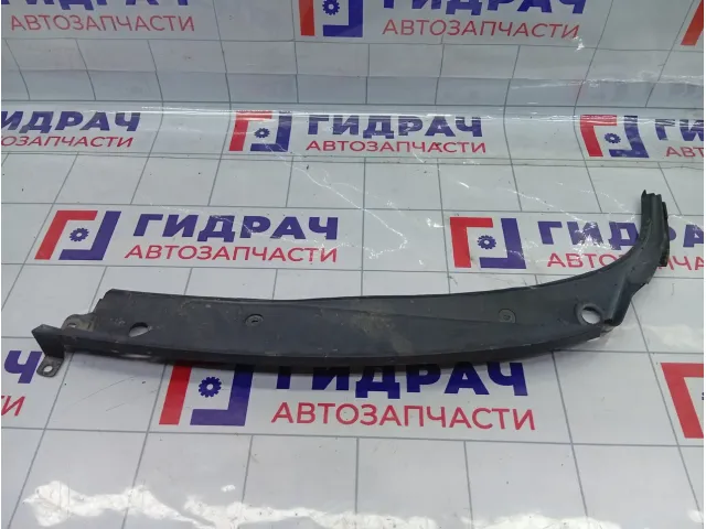 Решетка под лобовое стекло (Жабо) левая Lada Granta 21908212735