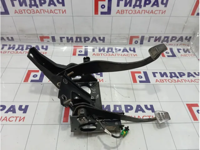 Блок педалей Lada Granta 21901160200630