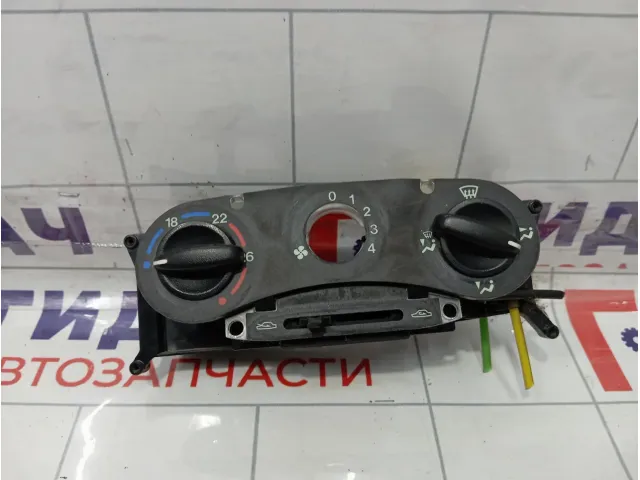Блок управления отопителем (печкой) Lada Granta 11180810902000