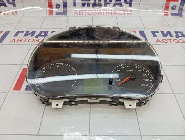 Панель приборов Lada Granta 21900380101020