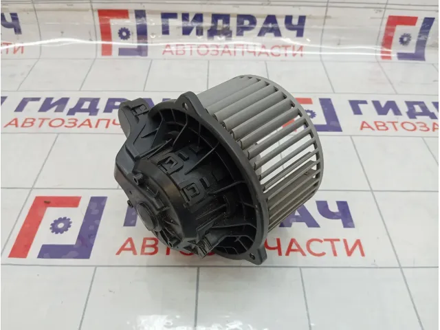 Моторчик отопителя (печки) Lada Granta 21900811801000