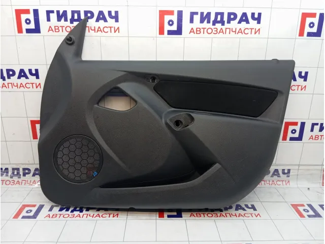 Обшивка двери передней правой Lada Granta