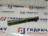 Кронштейн крепления крыла левый Lada Granta