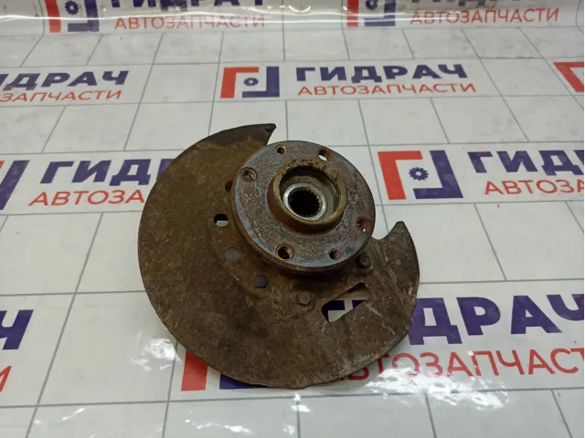 Кулак поворотный передний правый Lada Granta 11180300101400