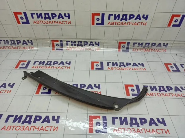 Решетка под лобовое стекло (Жабо) левая Lada Granta 21908212735