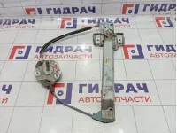 Стеклоподъемник механический задний правый Lada Granta 1118620401004