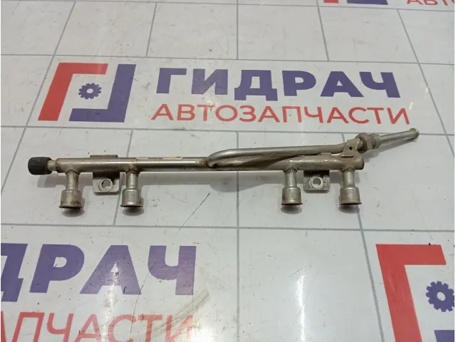 Рейка топливная (рампа) Lada Granta 11180114401000