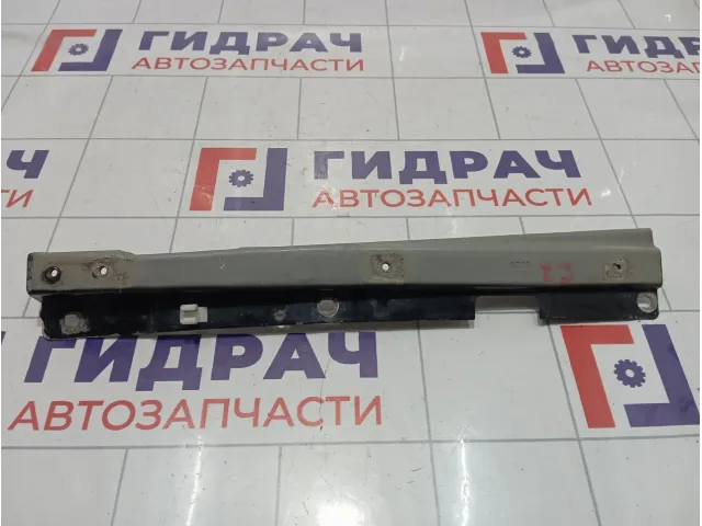 Кронштейн крепления крыла правый Lada Granta