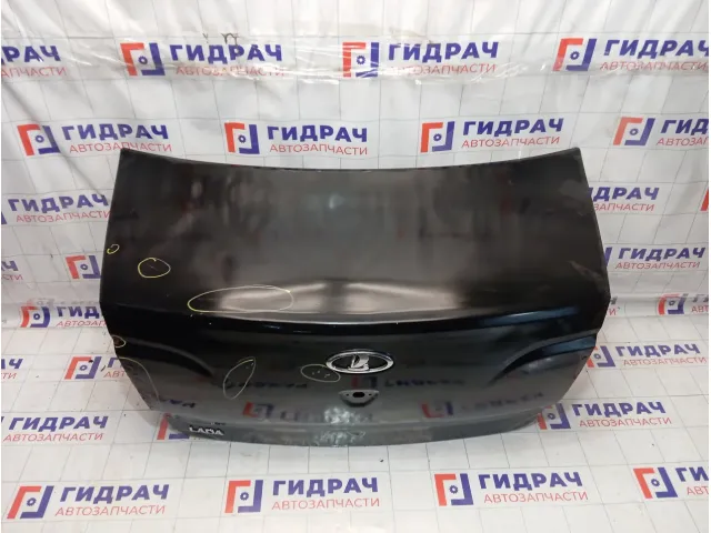 Крышка багажника Lada Granta 21900560401000