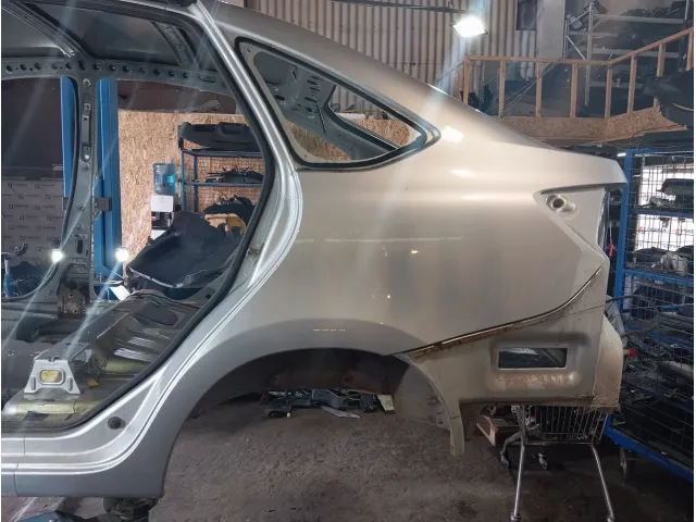 Крыло заднее левое Lada Granta