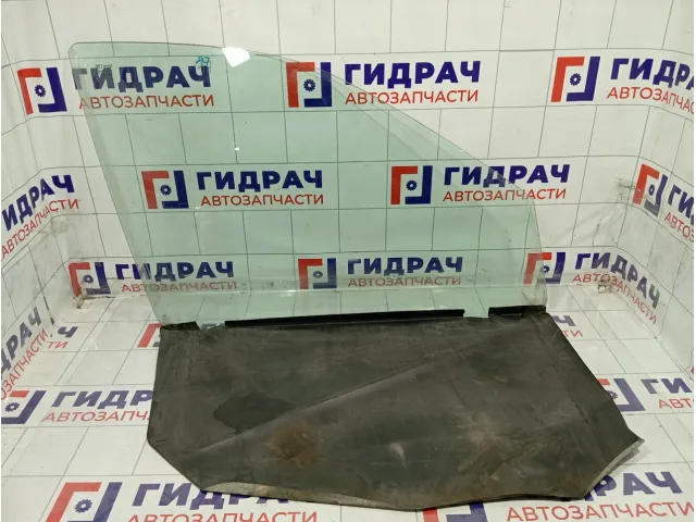 Стекло двери передней правой Lada Granta