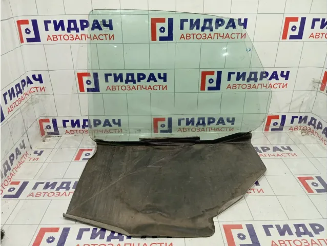 Стекло двери задней левой Lada Granta