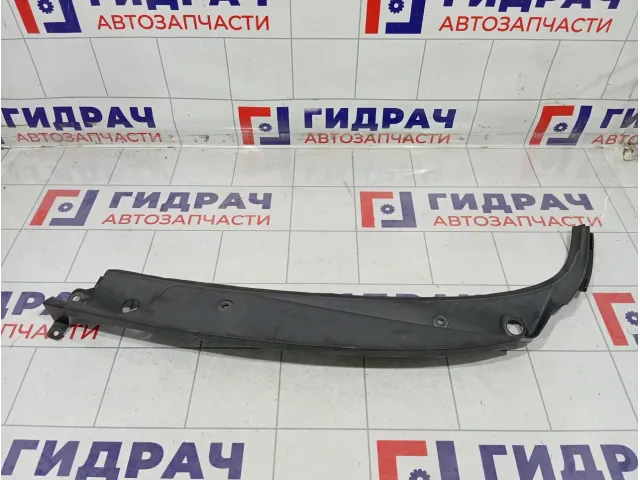 Решетка под лобовое стекло (Жабо) левая Lada Granta 21908212735