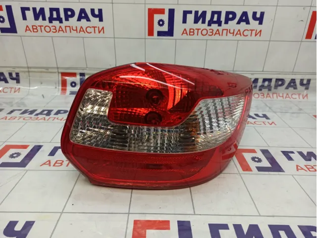 Фонарь задний правый Lada Granta 21910371601000