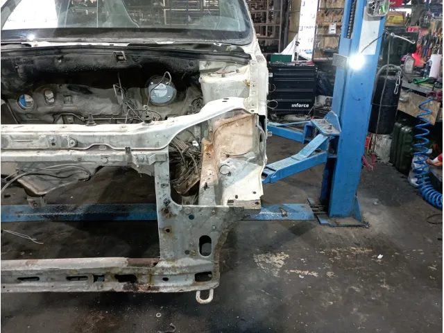 Лонжерон передний левый Lada Granta