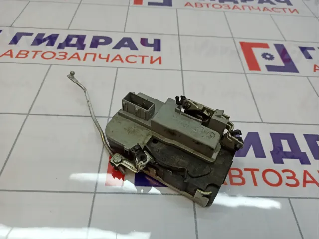 Замок двери передней правой Lada Granta