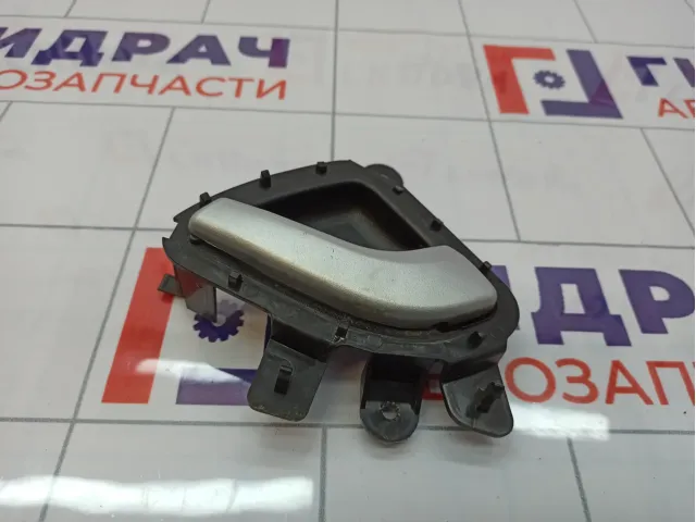 Ручка двери внутренняя задняя правая Lada Granta 21906205180