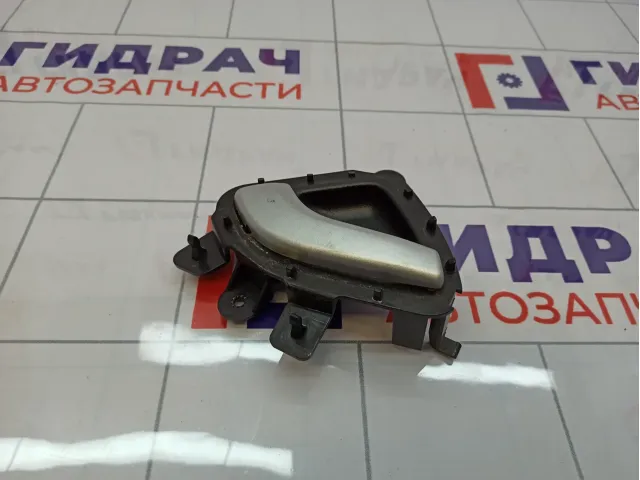 Ручка двери внутренняя задняя левая Lada Granta 21906205181