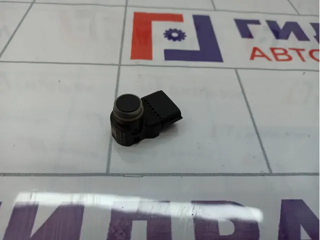 Датчик парковки задний Lada Granta