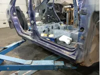 Порог со стойкой правый Lada Granta