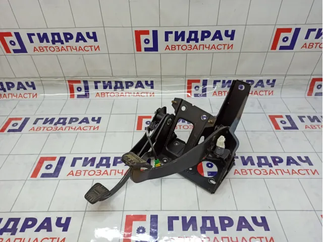 Блок педалей Lada Granta 21901160200630