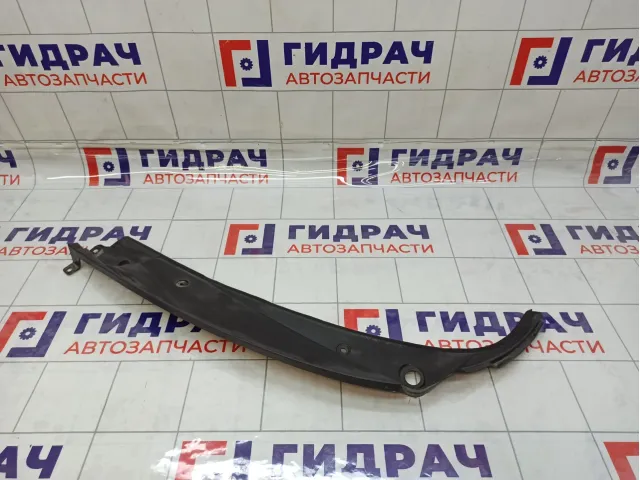 Решетка стеклоочистителя левая Lada Granta 21908212735