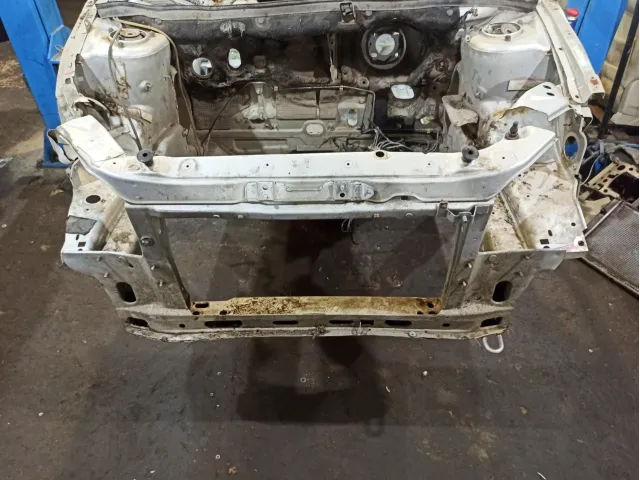 Панель передняя Lada Granta