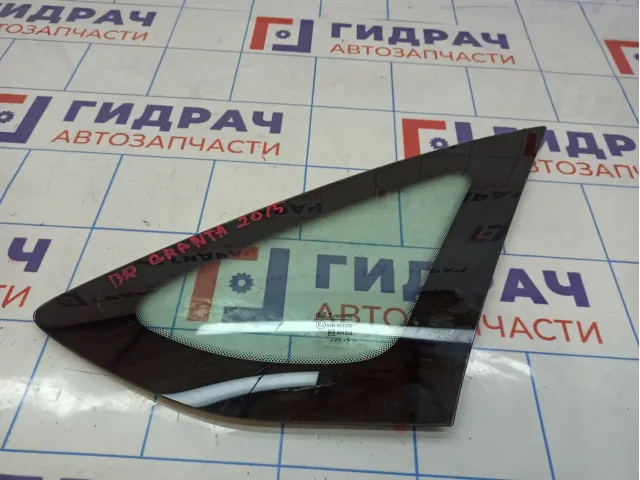 Стекло кузовное глухое правое Lada Granta