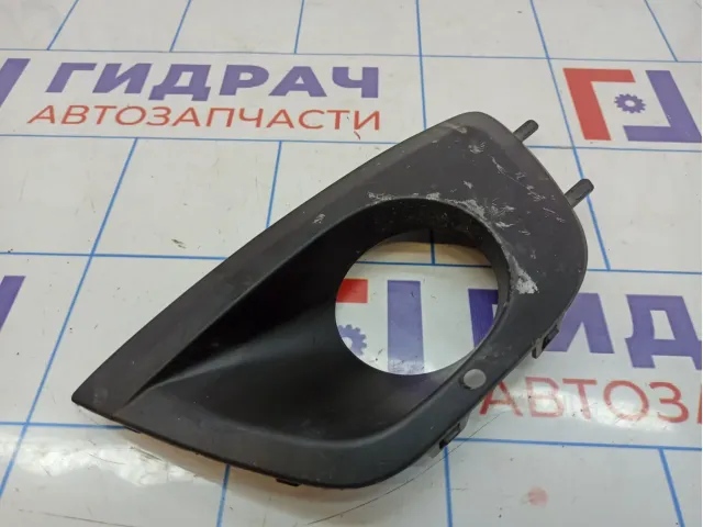 Решетка в бампер левая Lada Granta 21912803197