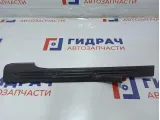Накладка порога заднего правого внутренняя Lada Granta 1118-5109079.