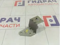 Кронштейн крепления крыла правый Lada Granta 8450104280