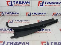 Решетка стеклоочистителя правая Lada Granta 8450100860