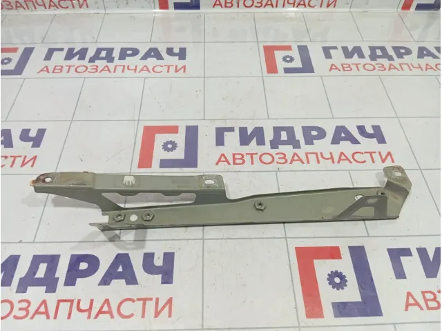 Кронштейн крепления крыла правый Lada Granta