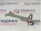 Кронштейн крепления крыла правый Lada Granta