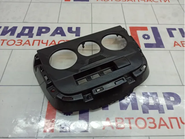 Накладка декоративная на блок управления отопителем Lada Granta 8450100979