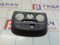 Накладка на блок управления печкой Lada Granta 8450100978