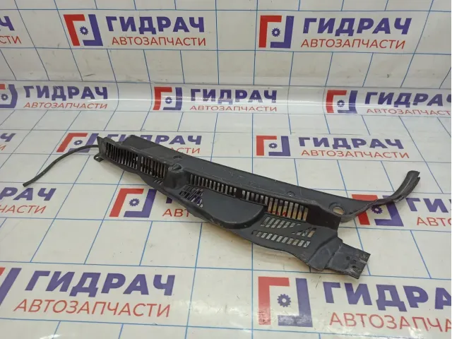 Решетка стеклоочистителя левая Lada Granta 8450100861