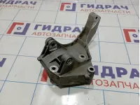 Кронштейн генератора Lada Granta