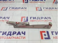 Кронштейн крепления крыла правый Lada Granta