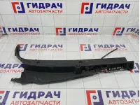 Решетка стеклоочистителя правая Lada Granta 8450100860