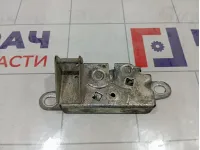 Замок капота Lada Granta