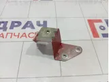 Кронштейн крепления крыла левый Lada Granta