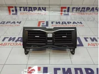 Дефлектор воздушный центральный Lada Granta 21928104092